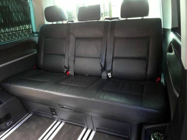 Черный Фольксваген Мультиван, объемом двигателя 2 л и пробегом 195 тыс. км за 9400 $, фото 17 на Automoto.ua