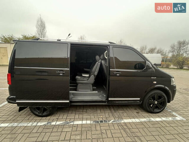 Черный Фольксваген Мультиван, объемом двигателя 1.97 л и пробегом 300 тыс. км за 25000 $, фото 33 на Automoto.ua