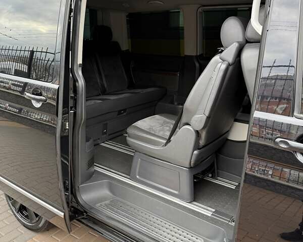 Черный Фольксваген Мультиван, объемом двигателя 1.98 л и пробегом 345 тыс. км за 21999 $, фото 39 на Automoto.ua