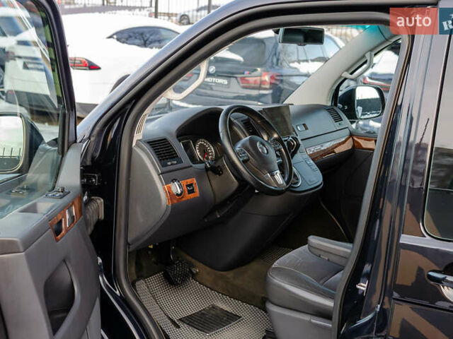 Черный Фольксваген Мультиван, объемом двигателя 1.98 л и пробегом 389 тыс. км за 23333 $, фото 18 на Automoto.ua