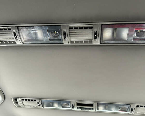 Черный Фольксваген Мультиван, объемом двигателя 1.98 л и пробегом 365 тыс. км за 19999 $, фото 36 на Automoto.ua