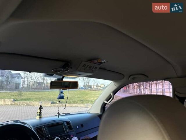 Черный Фольксваген Мультиван, объемом двигателя 2 л и пробегом 312 тыс. км за 22500 $, фото 19 на Automoto.ua