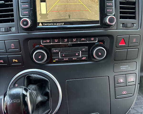 Черный Фольксваген Мультиван, объемом двигателя 1.98 л и пробегом 365 тыс. км за 19999 $, фото 46 на Automoto.ua