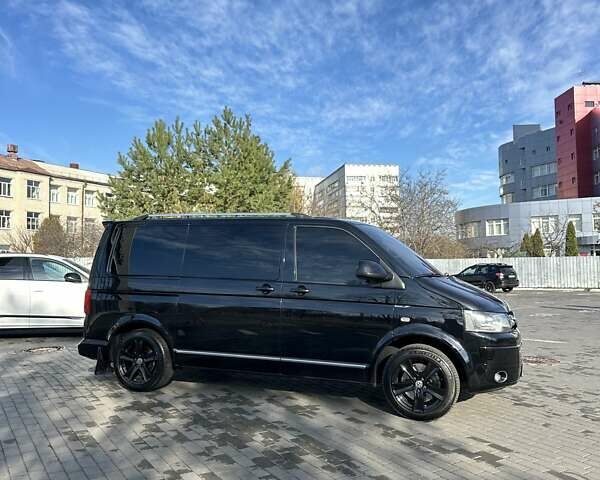 Черный Фольксваген Мультиван, объемом двигателя 1.97 л и пробегом 348 тыс. км за 24700 $, фото 7 на Automoto.ua