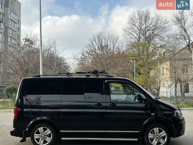 Чорний Фольксваген Мультиван, об'ємом двигуна 2 л та пробігом 311 тис. км за 21499 $, фото 3 на Automoto.ua