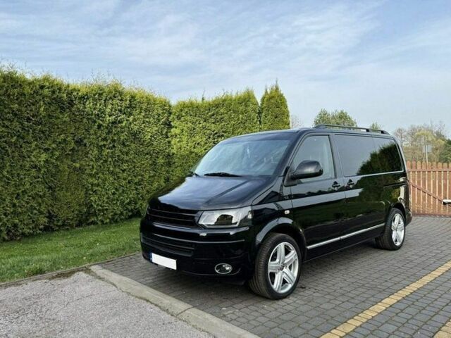 Черный Фольксваген Мультиван, объемом двигателя 2 л и пробегом 312 тыс. км за 8200 $, фото 4 на Automoto.ua