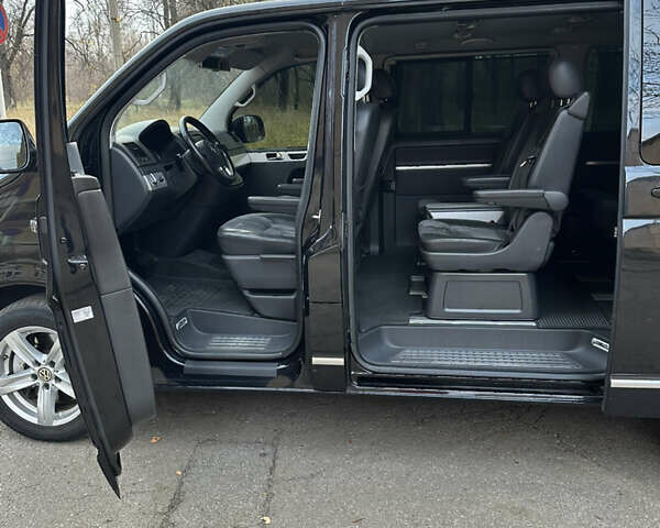 Черный Фольксваген Мультиван, объемом двигателя 1.98 л и пробегом 365 тыс. км за 19999 $, фото 28 на Automoto.ua