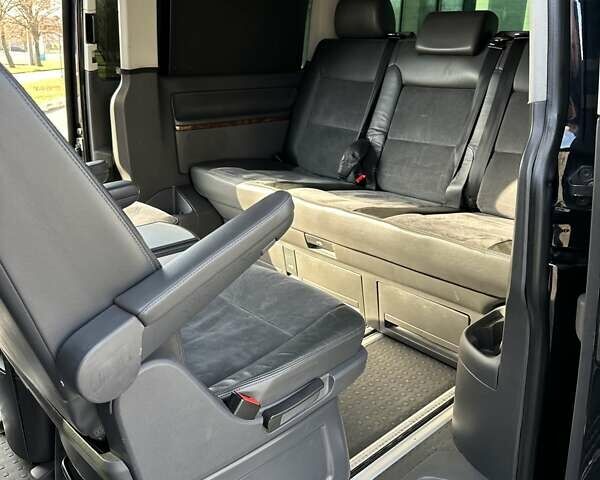 Черный Фольксваген Мультиван, объемом двигателя 1.97 л и пробегом 348 тыс. км за 24700 $, фото 33 на Automoto.ua