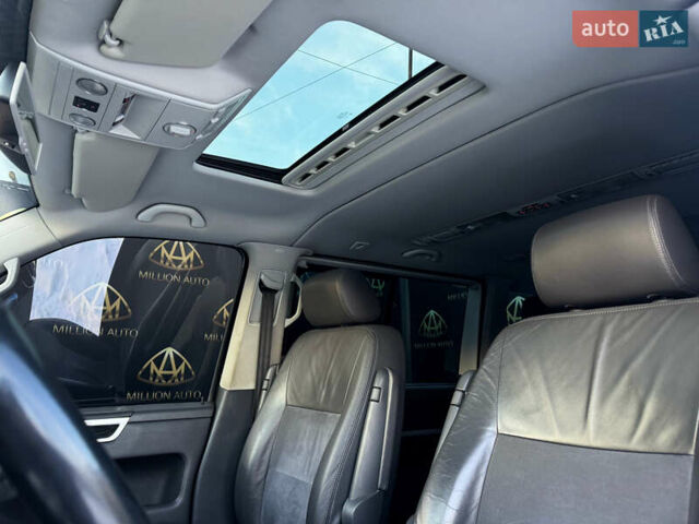 Чорний Фольксваген Мультиван, об'ємом двигуна 2 л та пробігом 365 тис. км за 21700 $, фото 9 на Automoto.ua