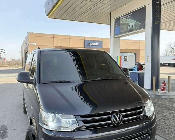 Чорний Фольксваген Мультиван, об'ємом двигуна 1.97 л та пробігом 230 тис. км за 22900 $, фото 2 на Automoto.ua