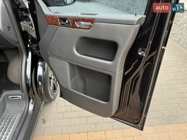 Черный Фольксваген Мультиван, объемом двигателя 1.98 л и пробегом 345 тыс. км за 21999 $, фото 38 на Automoto.ua