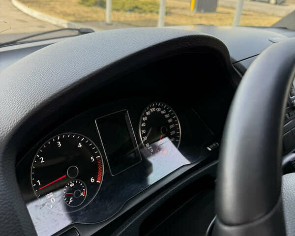 Чорний Фольксваген Мультиван, об'ємом двигуна 1.97 л та пробігом 230 тис. км за 22900 $, фото 18 на Automoto.ua