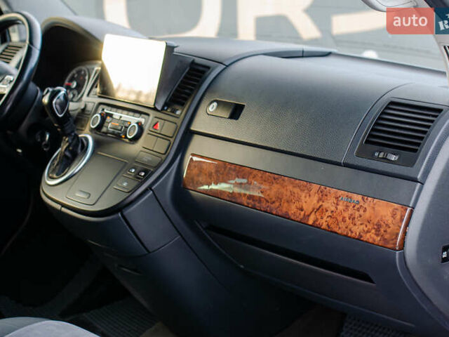 Черный Фольксваген Мультиван, объемом двигателя 1.98 л и пробегом 389 тыс. км за 23333 $, фото 26 на Automoto.ua