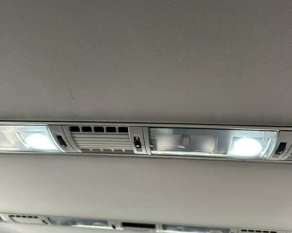 Черный Фольксваген Мультиван, объемом двигателя 1.98 л и пробегом 365 тыс. км за 19999 $, фото 37 на Automoto.ua