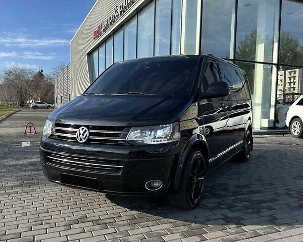 Черный Фольксваген Мультиван, объемом двигателя 1.97 л и пробегом 348 тыс. км за 24700 $, фото 1 на Automoto.ua