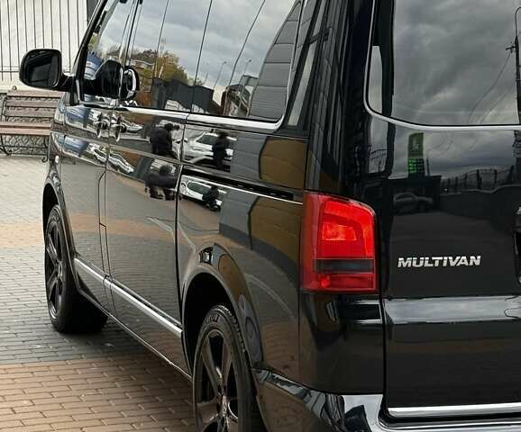 Черный Фольксваген Мультиван, объемом двигателя 1.98 л и пробегом 345 тыс. км за 21999 $, фото 29 на Automoto.ua