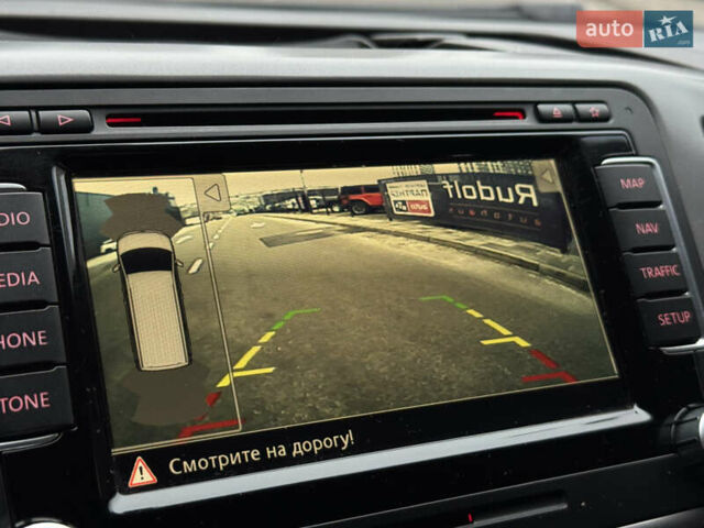 Черный Фольксваген Мультиван, объемом двигателя 2 л и пробегом 299 тыс. км за 24750 $, фото 64 на Automoto.ua