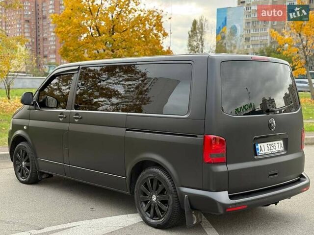 Черный Фольксваген Мультиван, объемом двигателя 2 л и пробегом 218 тыс. км за 20500 $, фото 3 на Automoto.ua