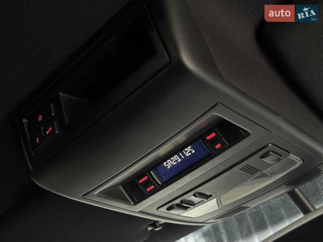 Черный Фольксваген Мультиван, объемом двигателя 2 л и пробегом 299 тыс. км за 24750 $, фото 63 на Automoto.ua