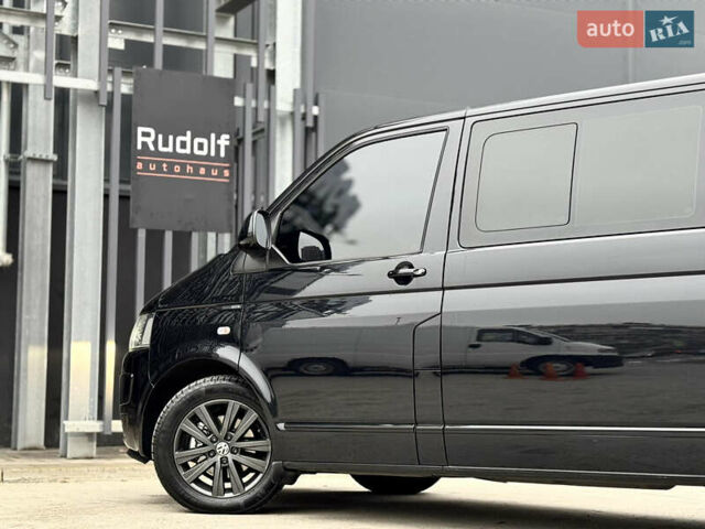 Черный Фольксваген Мультиван, объемом двигателя 2 л и пробегом 299 тыс. км за 24750 $, фото 26 на Automoto.ua