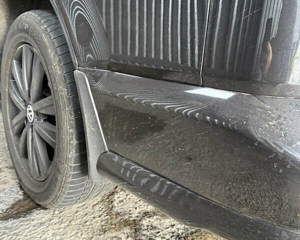 Черный Фольксваген Мультиван, объемом двигателя 1.97 л и пробегом 299 тыс. км за 25300 $, фото 8 на Automoto.ua