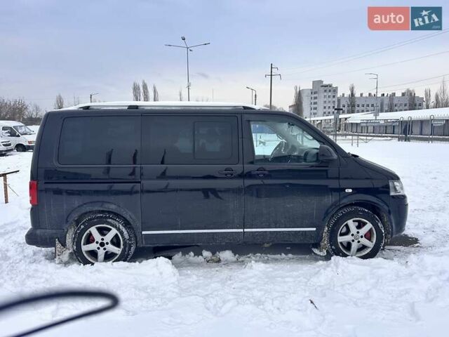 Черный Фольксваген Мультиван, объемом двигателя 1.98 л и пробегом 230 тыс. км за 23000 $, фото 3 на Automoto.ua