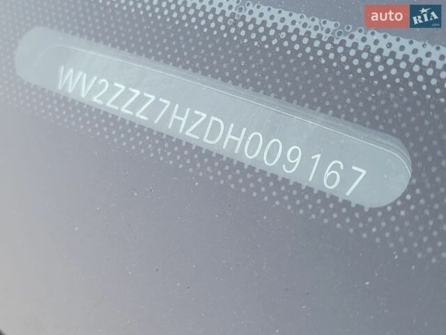 Черный Фольксваген Мультиван, объемом двигателя 2 л и пробегом 256 тыс. км за 23300 $, фото 97 на Automoto.ua