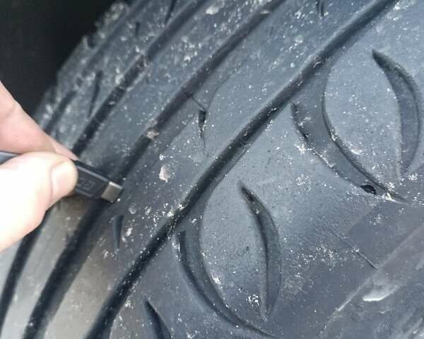 Черный Фольксваген Мультиван, объемом двигателя 1.98 л и пробегом 258 тыс. км за 26500 $, фото 21 на Automoto.ua