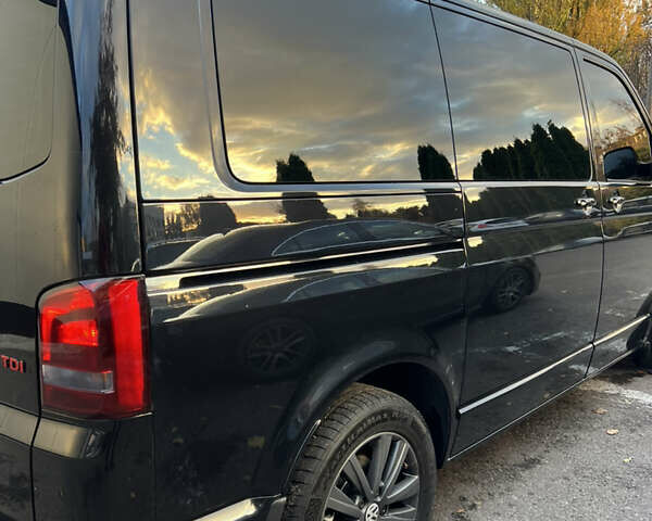 Черный Фольксваген Мультиван, объемом двигателя 1.97 л и пробегом 299 тыс. км за 25300 $, фото 3 на Automoto.ua