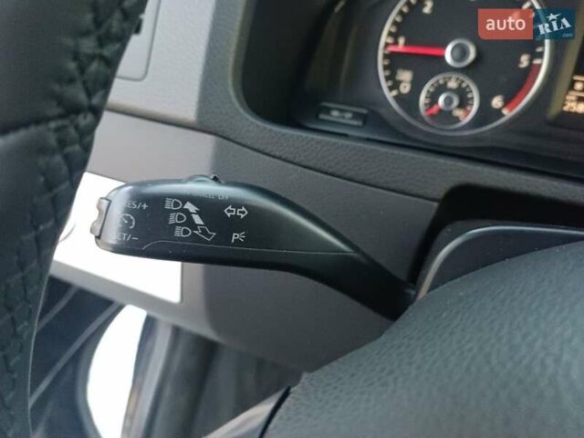 Черный Фольксваген Мультиван, объемом двигателя 1.98 л и пробегом 258 тыс. км за 26500 $, фото 3 на Automoto.ua