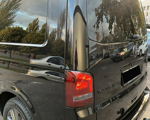 Черный Фольксваген Мультиван, объемом двигателя 1.97 л и пробегом 299 тыс. км за 25300 $, фото 6 на Automoto.ua