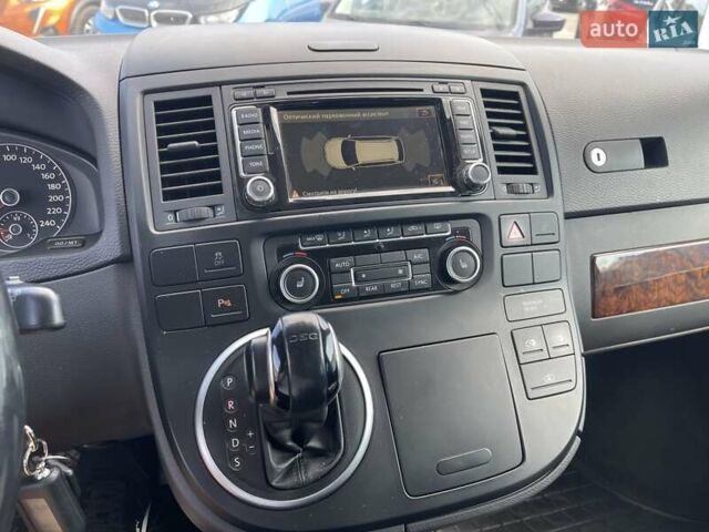 Черный Фольксваген Мультиван, объемом двигателя 2 л и пробегом 220 тыс. км за 21900 $, фото 31 на Automoto.ua