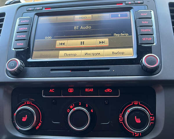 Черный Фольксваген Мультиван, объемом двигателя 1.97 л и пробегом 299 тыс. км за 25300 $, фото 14 на Automoto.ua