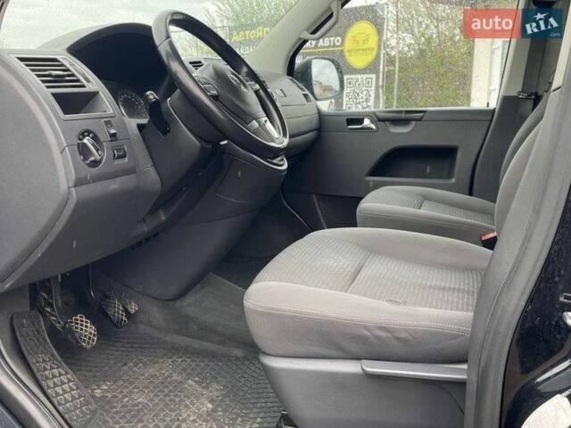 Чорний Фольксваген Мультиван, об'ємом двигуна 1.98 л та пробігом 315 тис. км за 18990 $, фото 9 на Automoto.ua