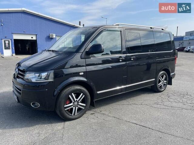 Черный Фольксваген Мультиван, объемом двигателя 2 л и пробегом 220 тыс. км за 21900 $, фото 2 на Automoto.ua