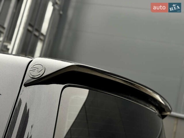 Черный Фольксваген Мультиван, объемом двигателя 2 л и пробегом 299 тыс. км за 24750 $, фото 7 на Automoto.ua