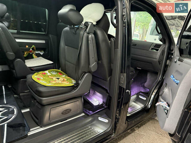 Черный Фольксваген Мультиван, объемом двигателя 1.97 л и пробегом 299 тыс. км за 25300 $, фото 25 на Automoto.ua