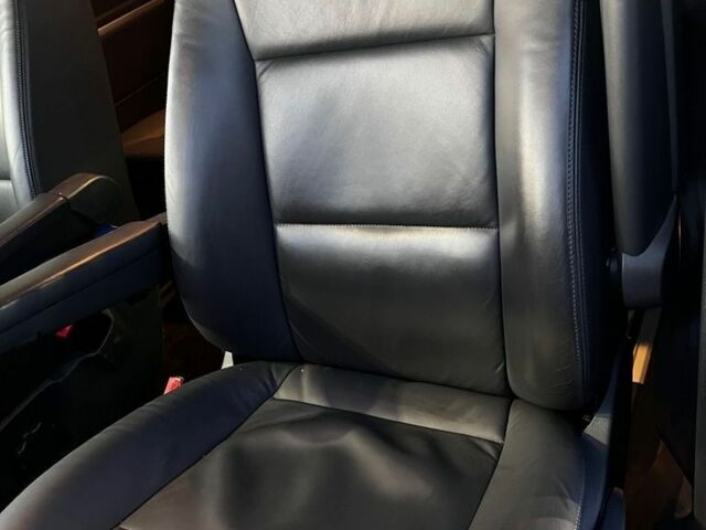 Черный Фольксваген Мультиван, объемом двигателя 2 л и пробегом 122 тыс. км за 8600 $, фото 15 на Automoto.ua