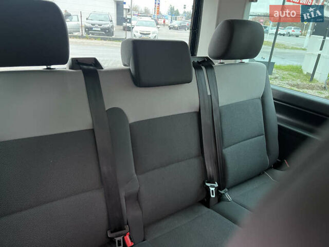 Черный Фольксваген Мультиван, объемом двигателя 1.98 л и пробегом 209 тыс. км за 16800 $, фото 8 на Automoto.ua