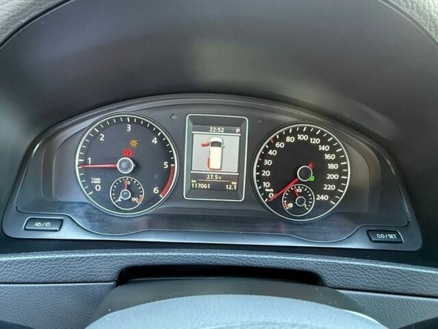 Чорний Фольксваген Мультиван, об'ємом двигуна 2 л та пробігом 117 тис. км за 9400 $, фото 15 на Automoto.ua