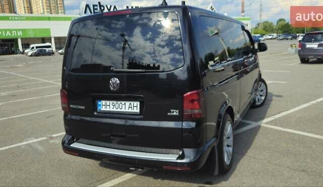 Черный Фольксваген Мультиван, объемом двигателя 1.97 л и пробегом 145 тыс. км за 30000 $, фото 14 на Automoto.ua