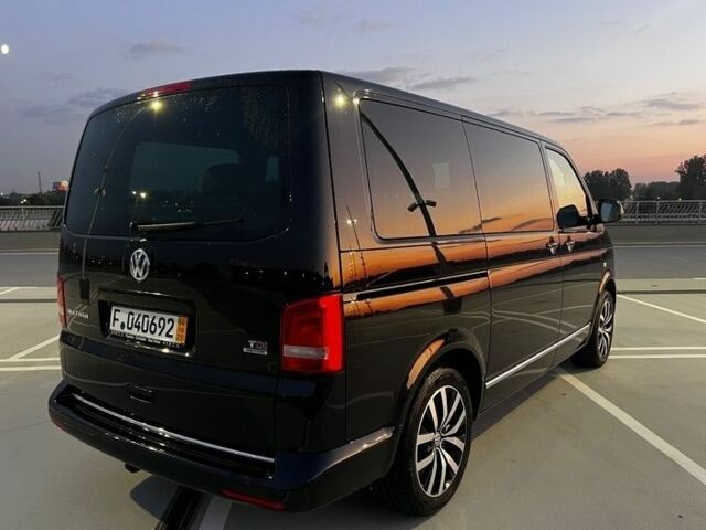 Черный Фольксваген Мультиван, объемом двигателя 2 л и пробегом 122 тыс. км за 8600 $, фото 9 на Automoto.ua