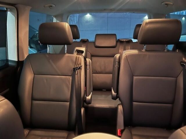 Черный Фольксваген Мультиван, объемом двигателя 2 л и пробегом 122 тыс. км за 8600 $, фото 22 на Automoto.ua