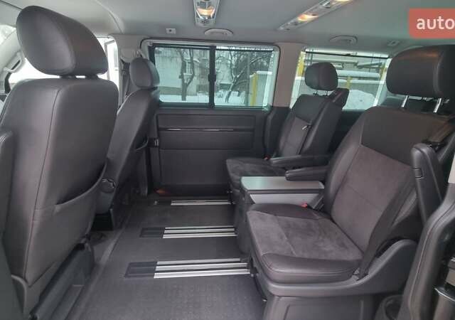 Черный Фольксваген Мультиван, объемом двигателя 2 л и пробегом 256 тыс. км за 26000 $, фото 26 на Automoto.ua