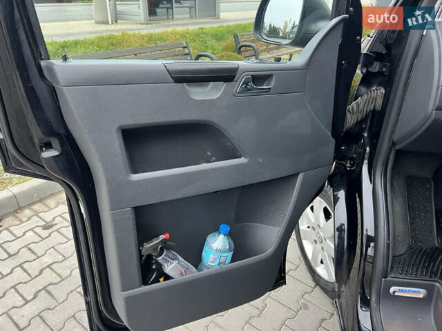 Черный Фольксваген Мультиван, объемом двигателя 1.98 л и пробегом 209 тыс. км за 16800 $, фото 19 на Automoto.ua