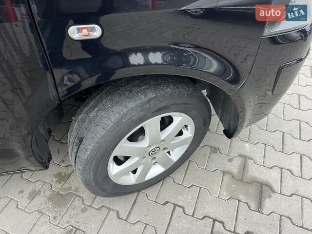 Черный Фольксваген Мультиван, объемом двигателя 1.98 л и пробегом 209 тыс. км за 16800 $, фото 17 на Automoto.ua