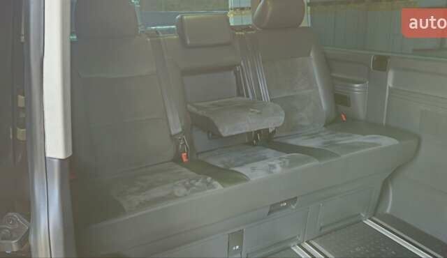 Черный Фольксваген Мультиван, объемом двигателя 1.97 л и пробегом 145 тыс. км за 30000 $, фото 1 на Automoto.ua