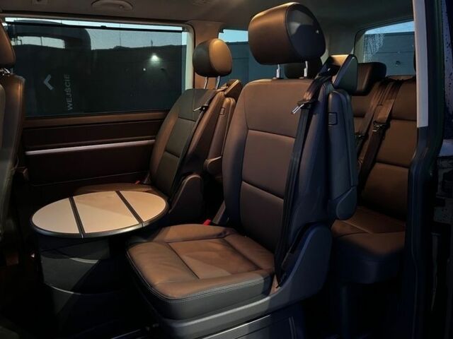 Черный Фольксваген Мультиван, объемом двигателя 2 л и пробегом 122 тыс. км за 8600 $, фото 23 на Automoto.ua