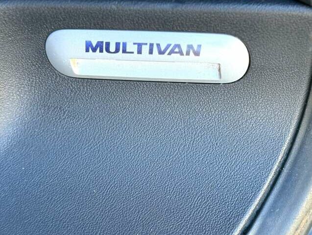 Черный Фольксваген Мультиван, объемом двигателя 1.97 л и пробегом 187 тыс. км за 18500 $, фото 39 на Automoto.ua