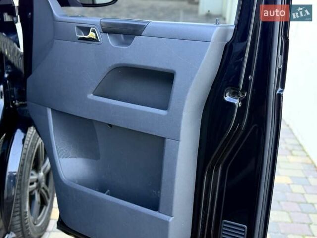 Черный Фольксваген Мультиван, объемом двигателя 1.97 л и пробегом 187 тыс. км за 18500 $, фото 41 на Automoto.ua